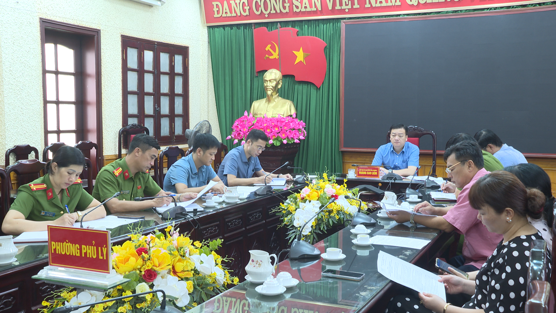 UBND tỉnh Ninh Bình tổ chức Hội nghị quán triệt, triển khai thực hiện Chỉ thị số 01/CT-UBND của Chủ tịch UBND tỉnh